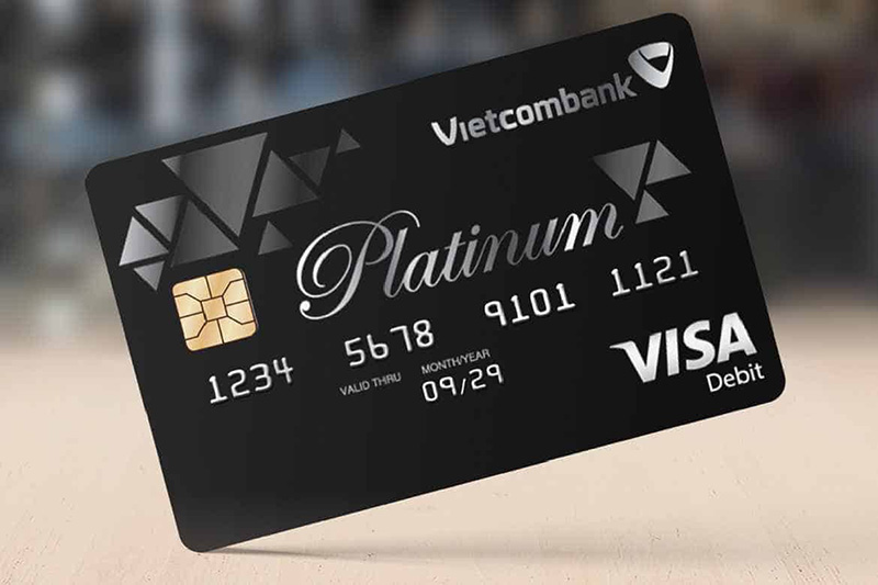 Tìm hiểu thẻ Visa đen Vietcombank là gì và những ưu đãi độc quyền